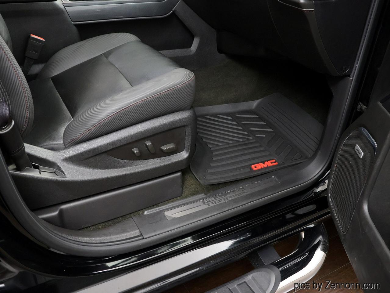GMC Sierra 1500 4WD Crew Cab 143.5" SLT 2015