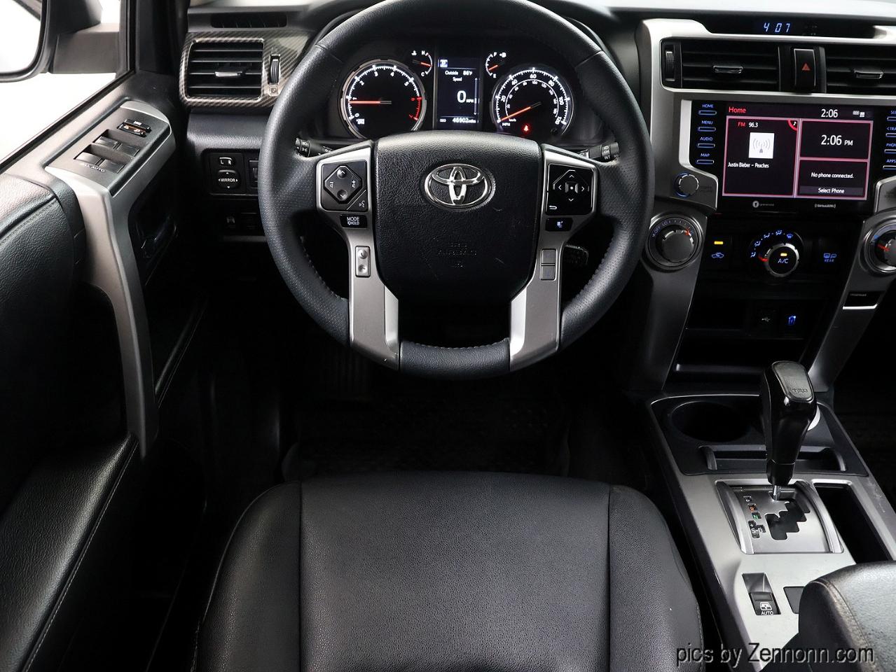 Toyota 4Runner TRD Sport 4WD (Natl) 2022