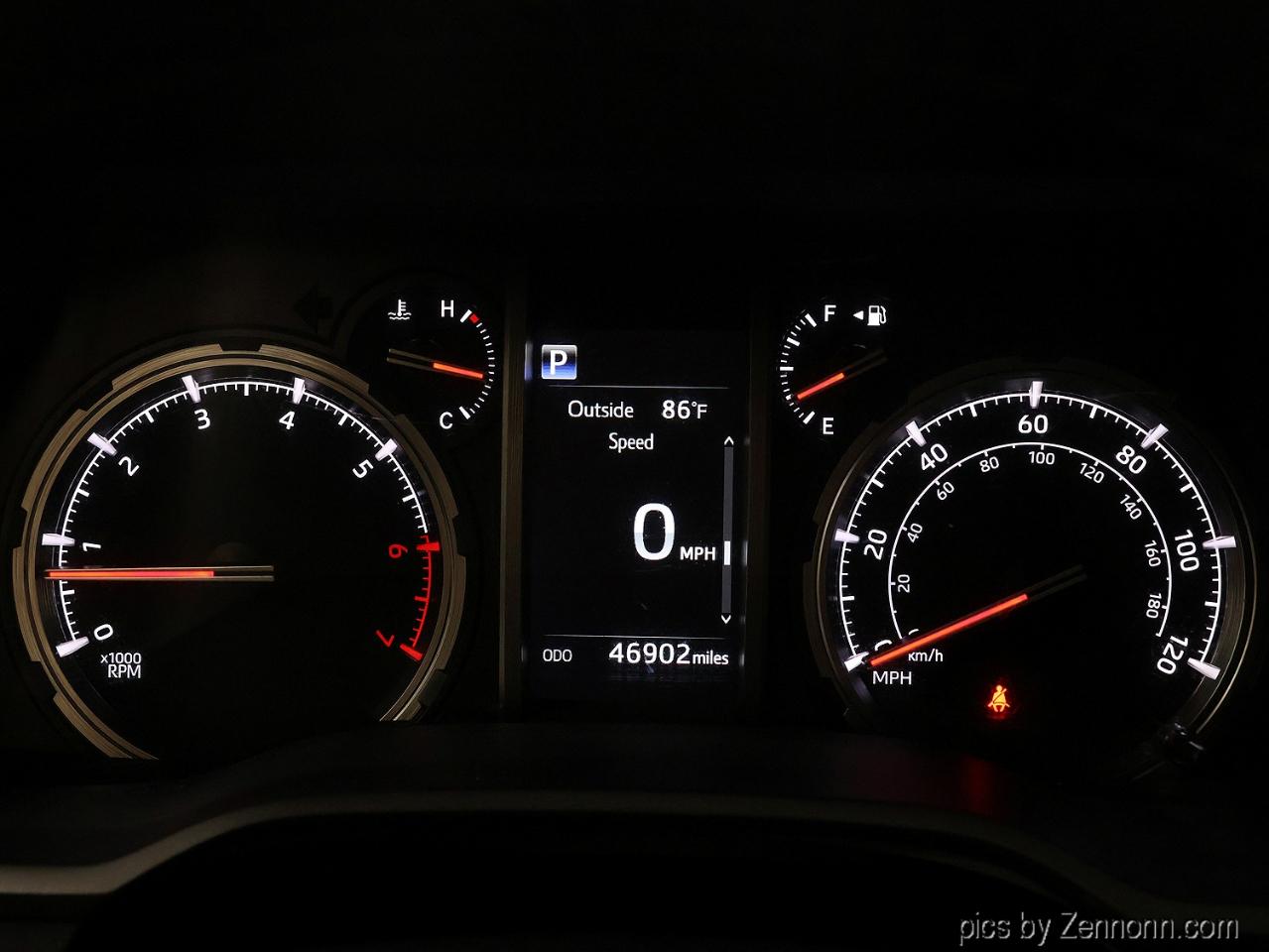Toyota 4Runner TRD Sport 4WD (Natl) 2022