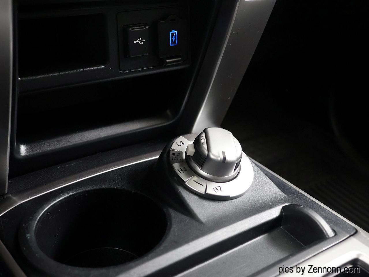 Toyota 4Runner TRD Sport 4WD (Natl) 2022