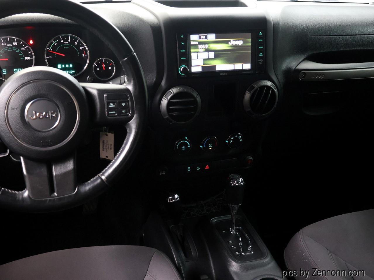 Jeep Wrangler Unlimited 4WD 4dr Sport 2016