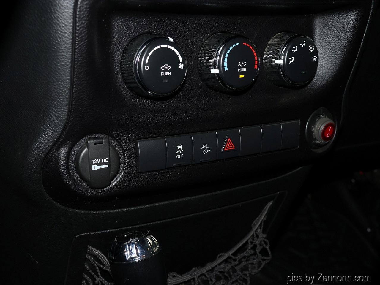 Jeep Wrangler Unlimited 4WD 4dr Sport 2016