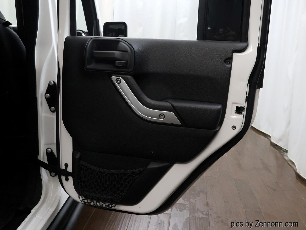 Jeep Wrangler Unlimited 4WD 4dr Rubicon Hard Rock 2015