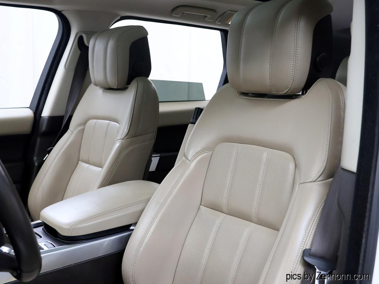 Land Rover Range Rover Sport Turbo i6 MHEV HSE 2019