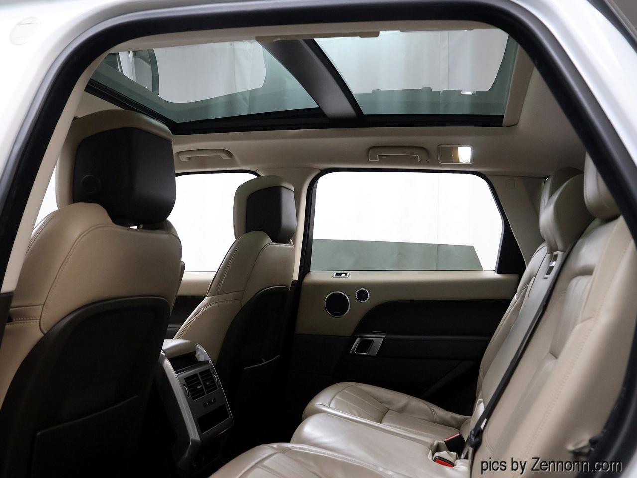 Land Rover Range Rover Sport Turbo i6 MHEV HSE 2019