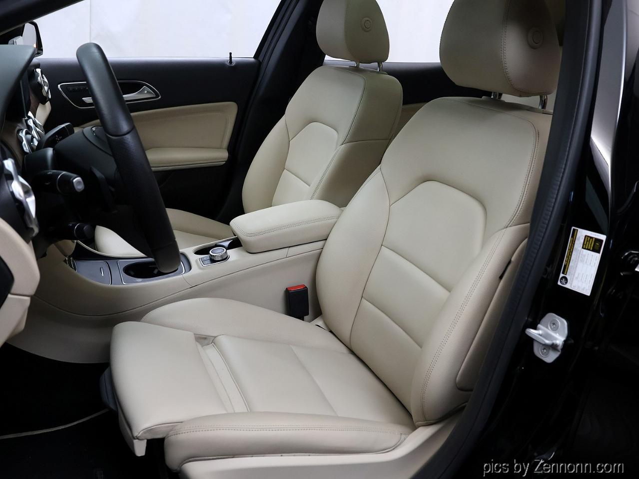 Mercedes-Benz GLA GLA 250 4MATIC SUV 2018