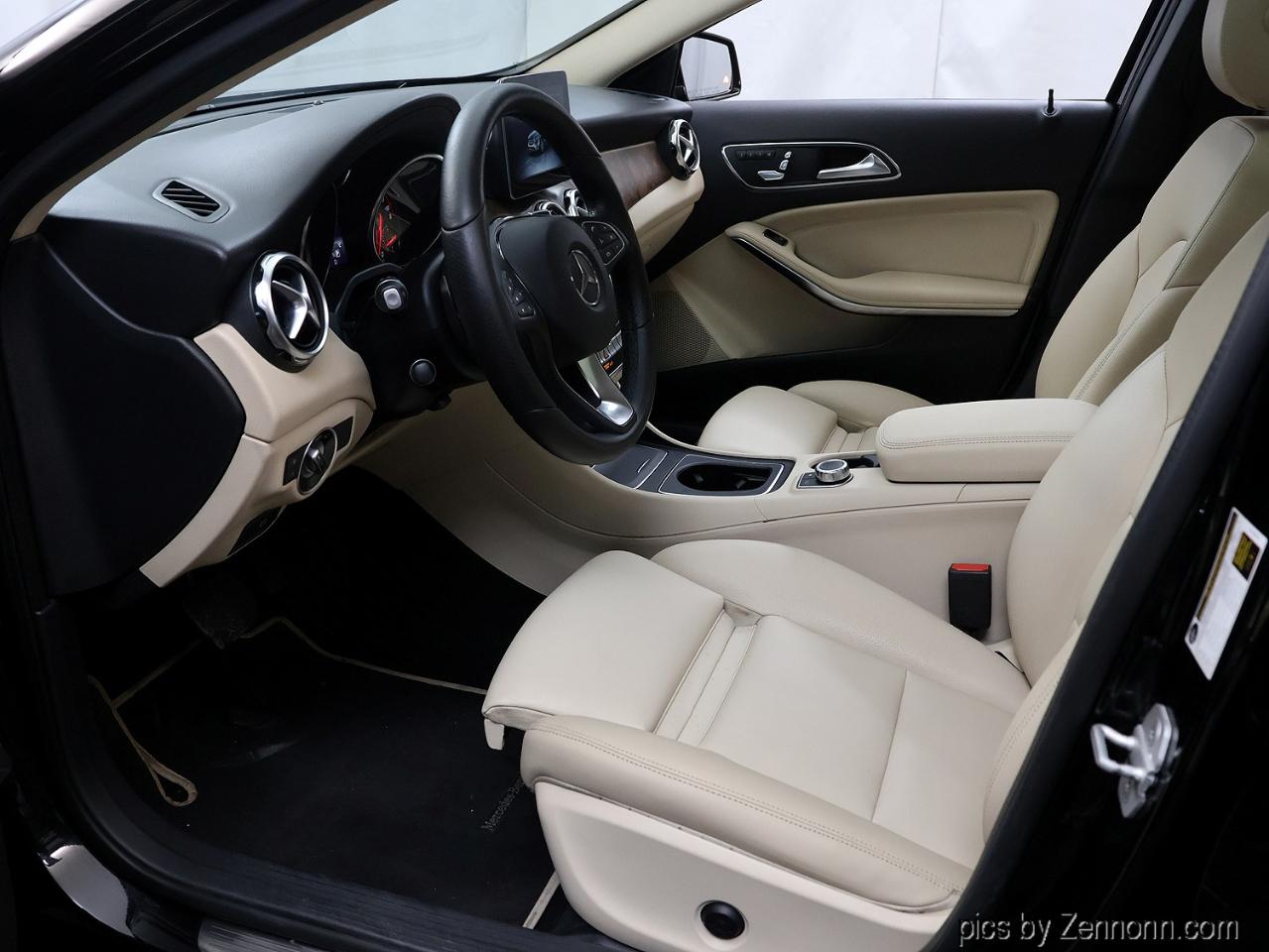 Mercedes-Benz GLA GLA 250 4MATIC SUV 2018