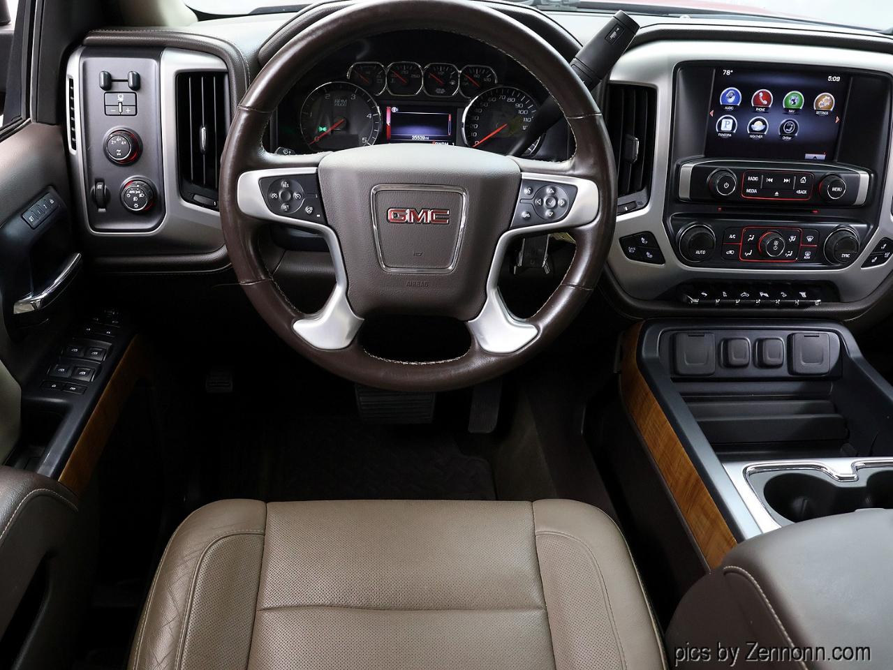 GMC Sierra 2500HD 4WD Double Cab 144.2" SLT 2015