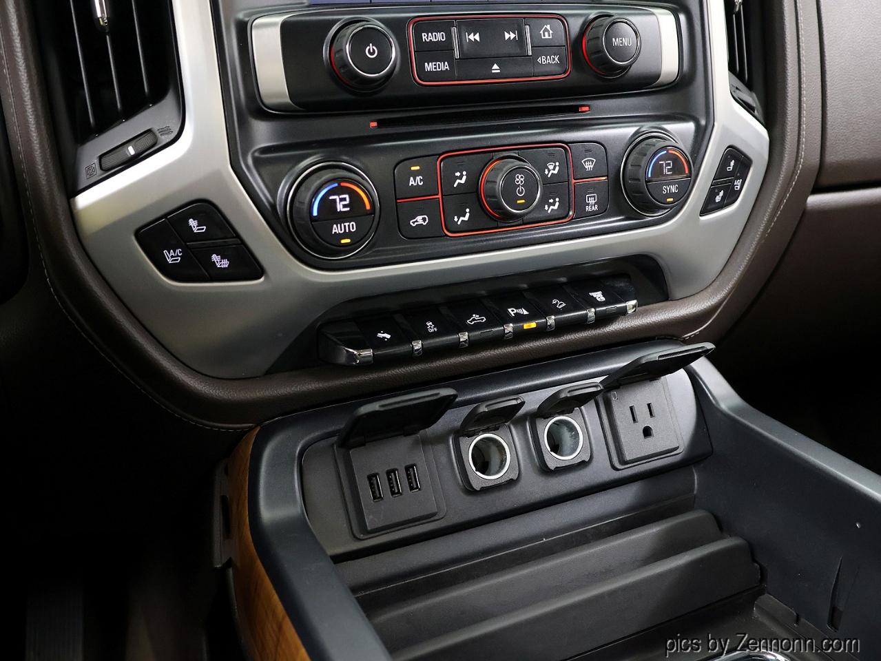 GMC Sierra 2500HD 4WD Double Cab 144.2" SLT 2015