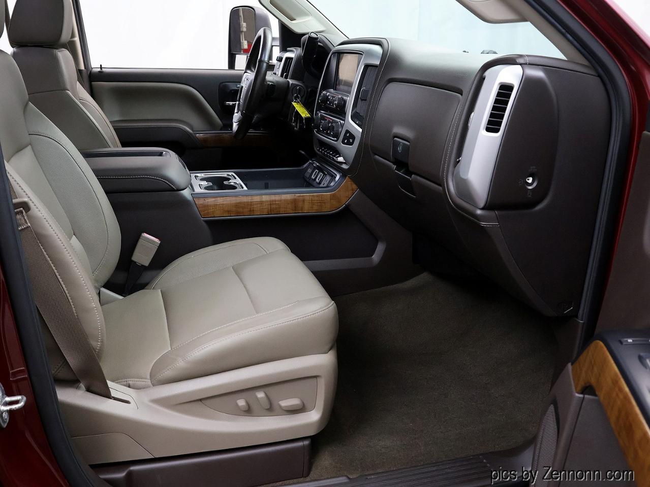 GMC Sierra 2500HD 4WD Double Cab 144.2" SLT 2015