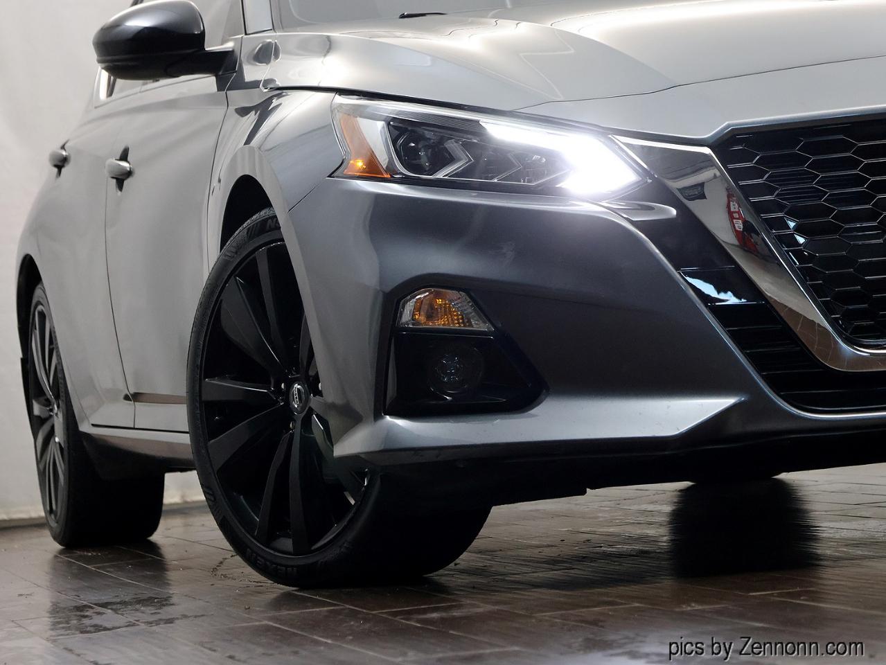 Nissan Altima  2022