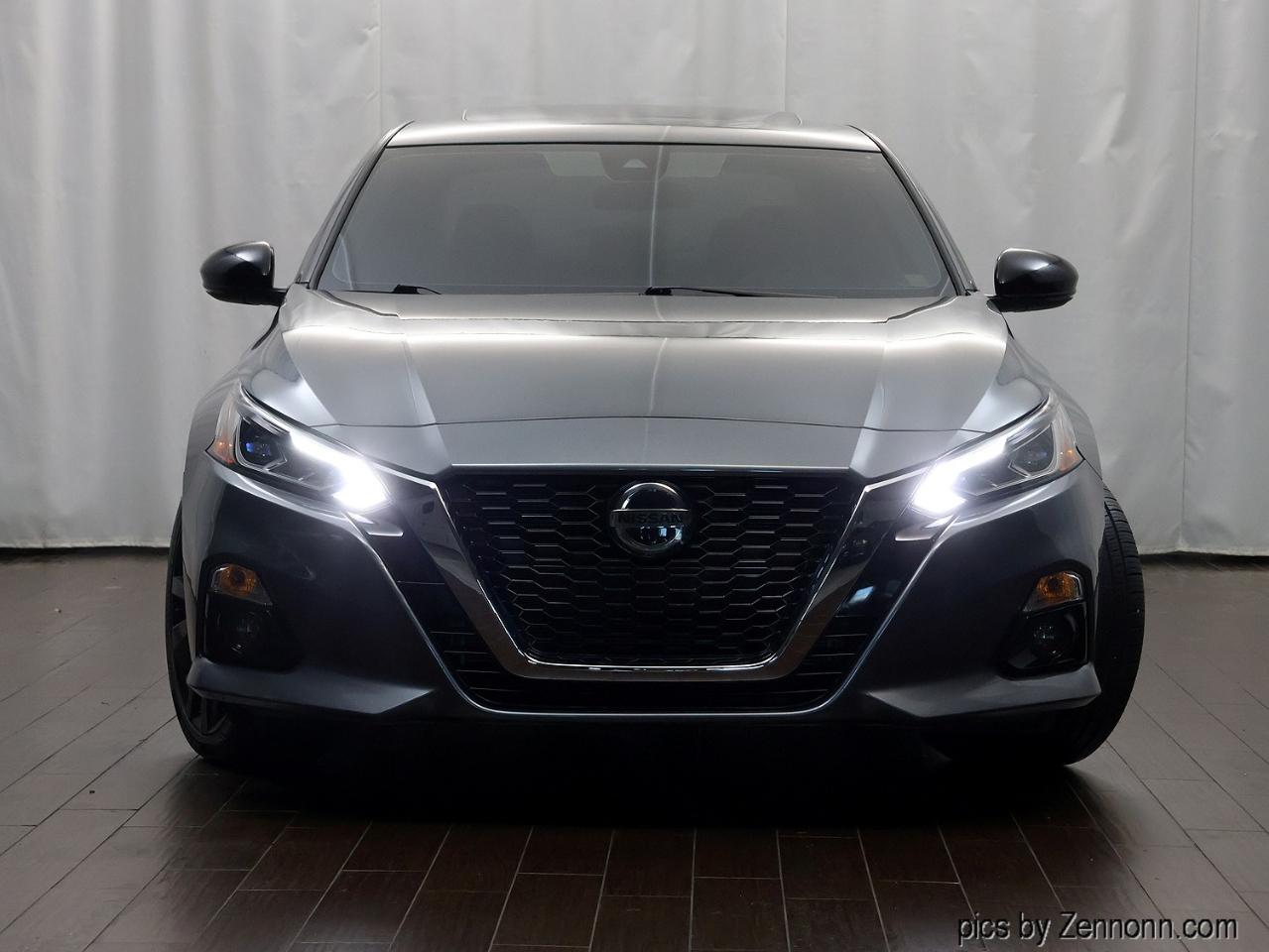 Nissan Altima  2022