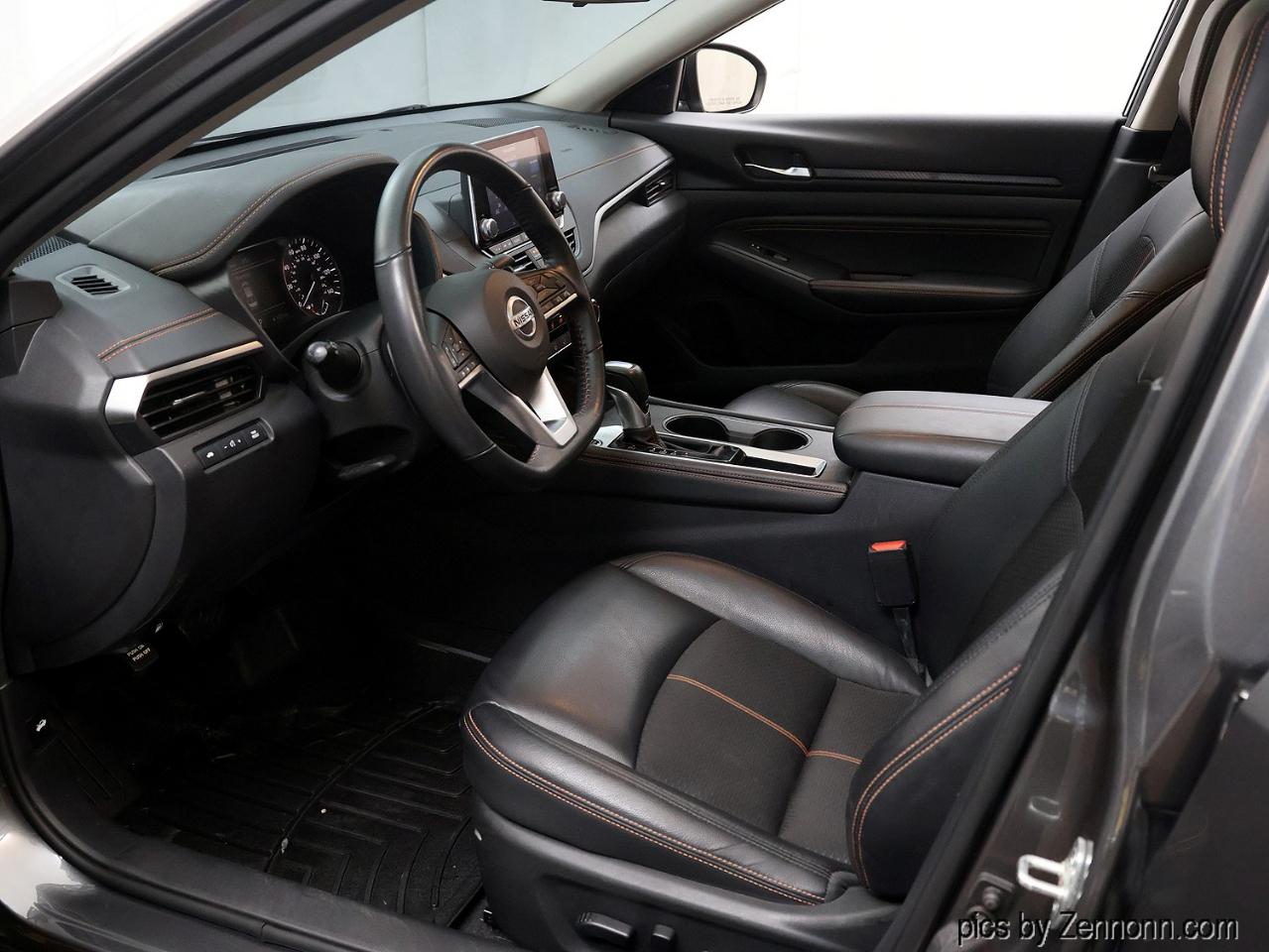 Nissan Altima  2022