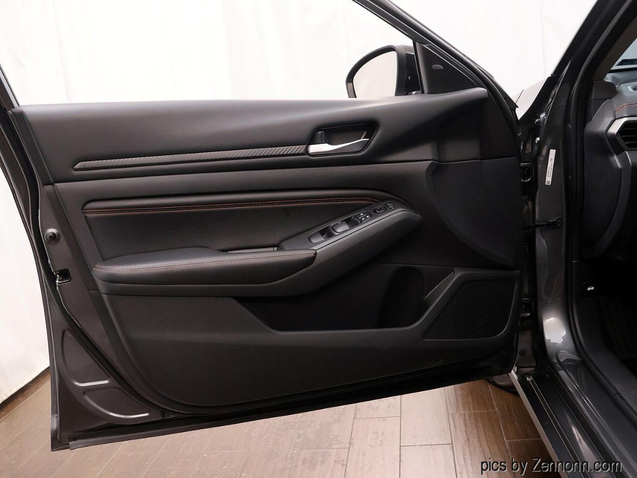 Nissan Altima  2022