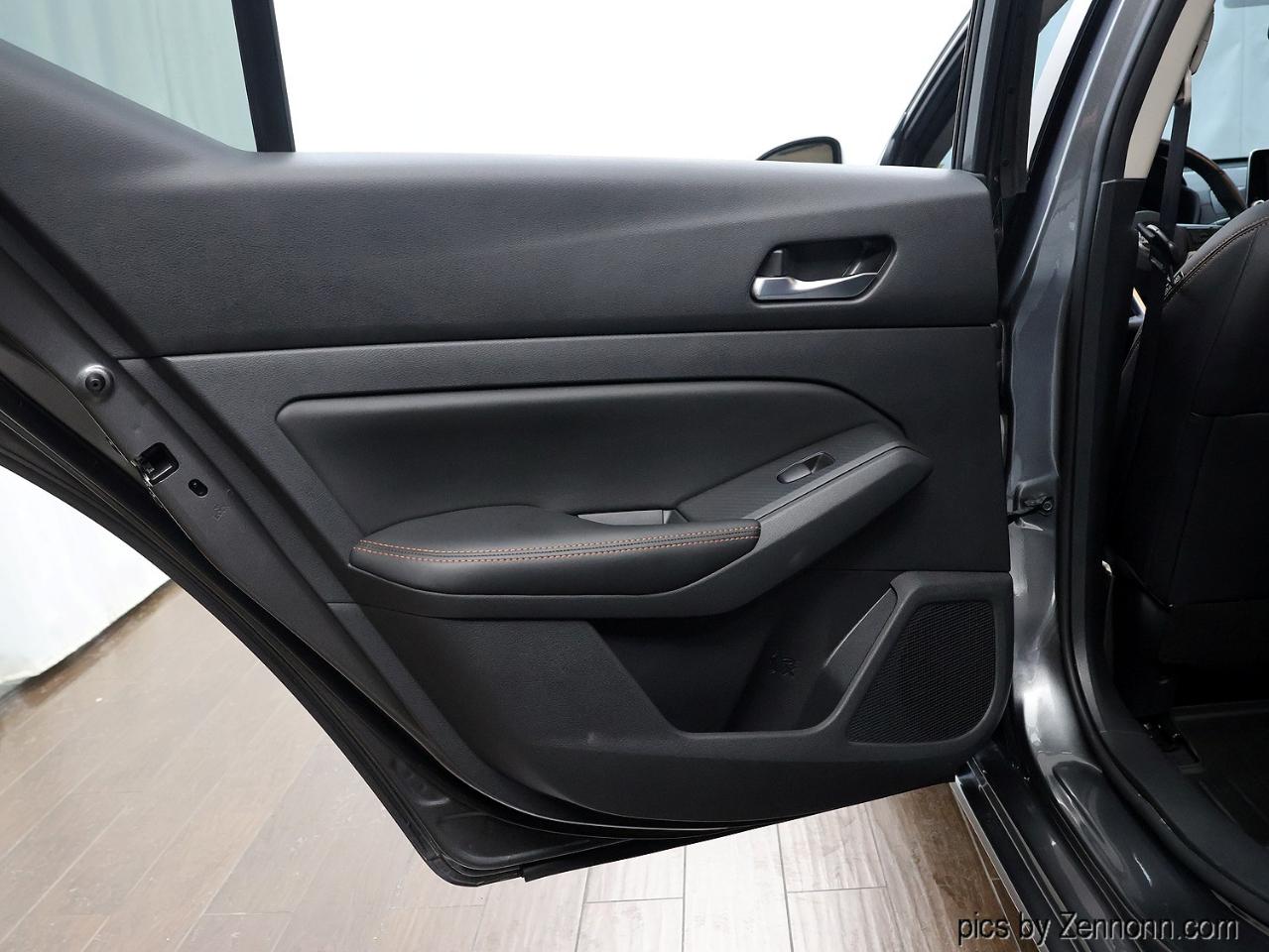 Nissan Altima  2022
