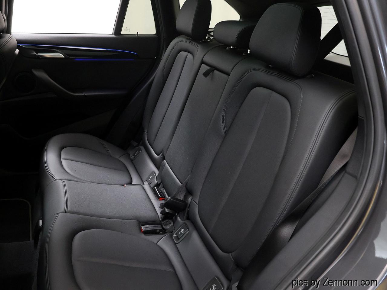 BMW X1 xDrive28i Sports Activity Vehicle 2021