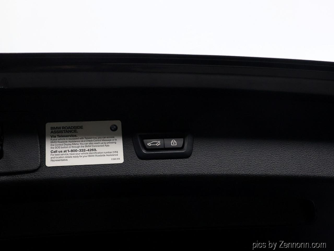 BMW X1 xDrive28i Sports Activity Vehicle 2021