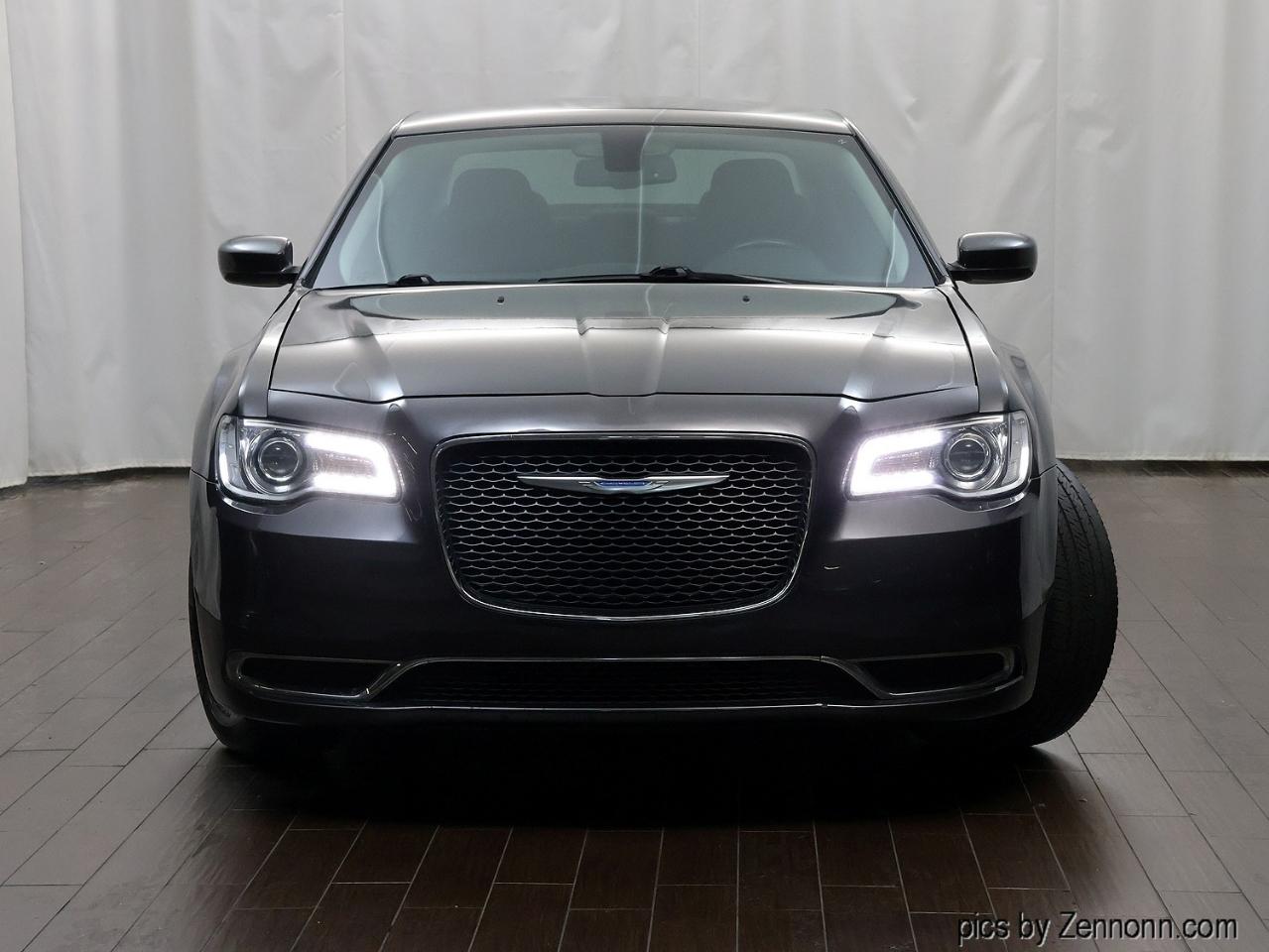 Chrysler 300 Touring RWD 2018