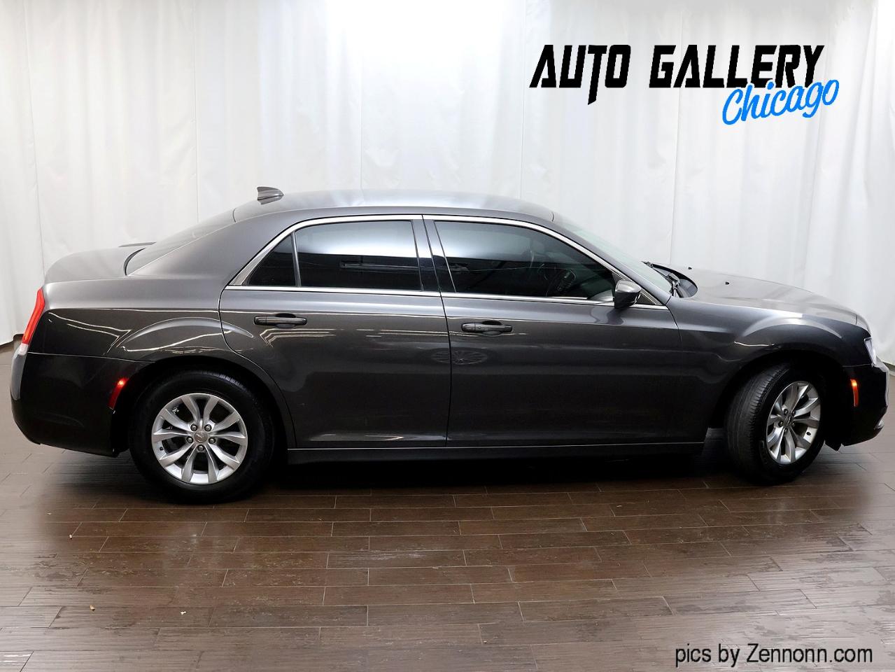 Chrysler 300 Touring RWD 2018
