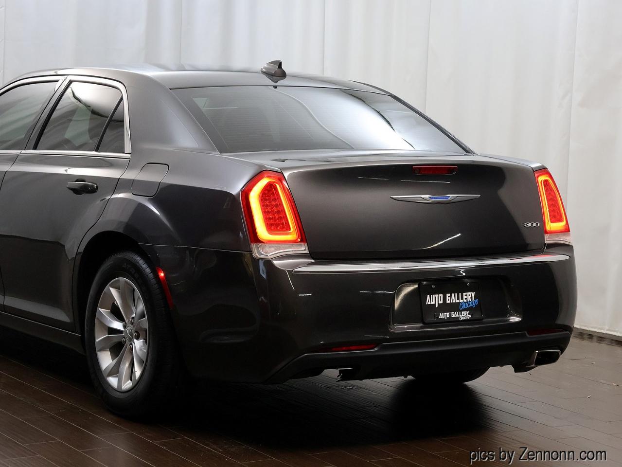 Chrysler 300 Touring RWD 2018