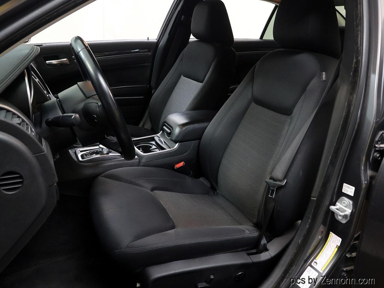 Chrysler 300 Touring RWD 2018