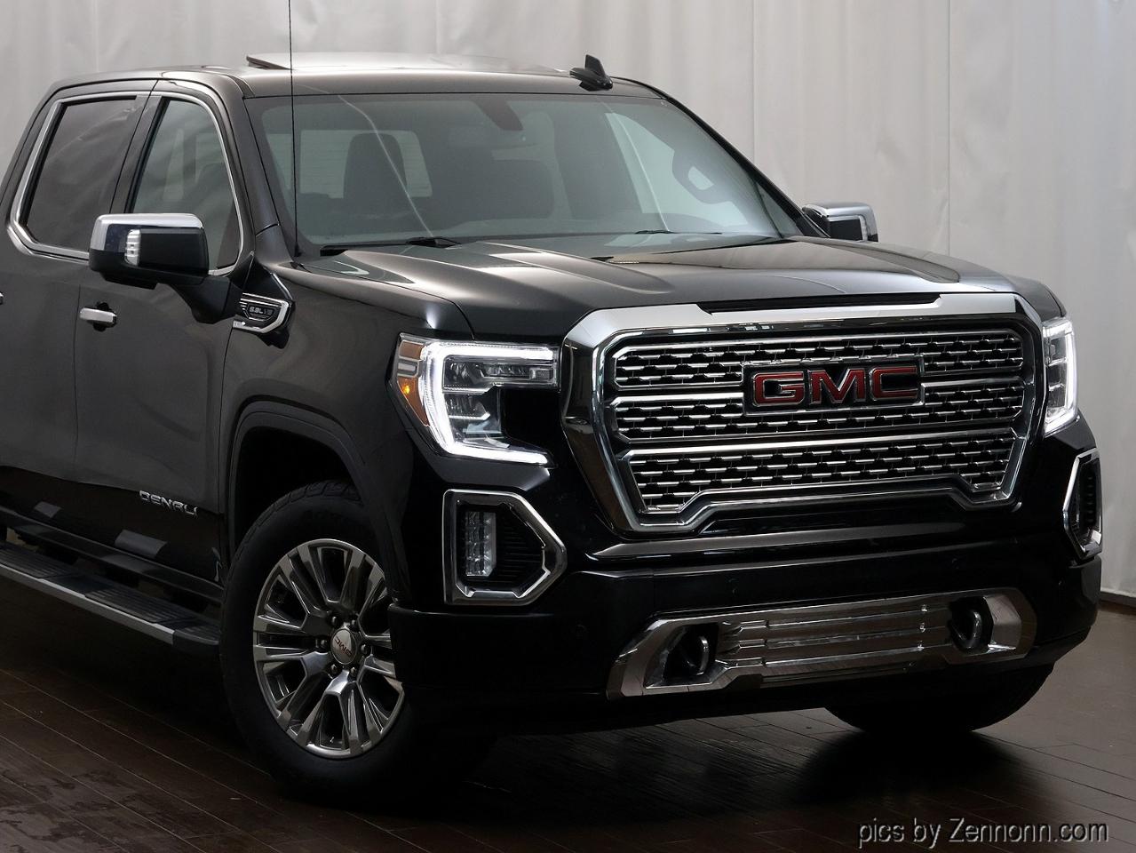 GMC Sierra 1500 4WD Crew Cab 147" Denali 2019