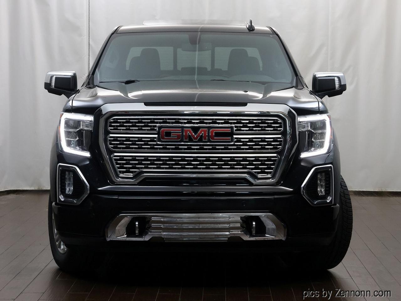 GMC Sierra 1500 4WD Crew Cab 147" Denali 2019