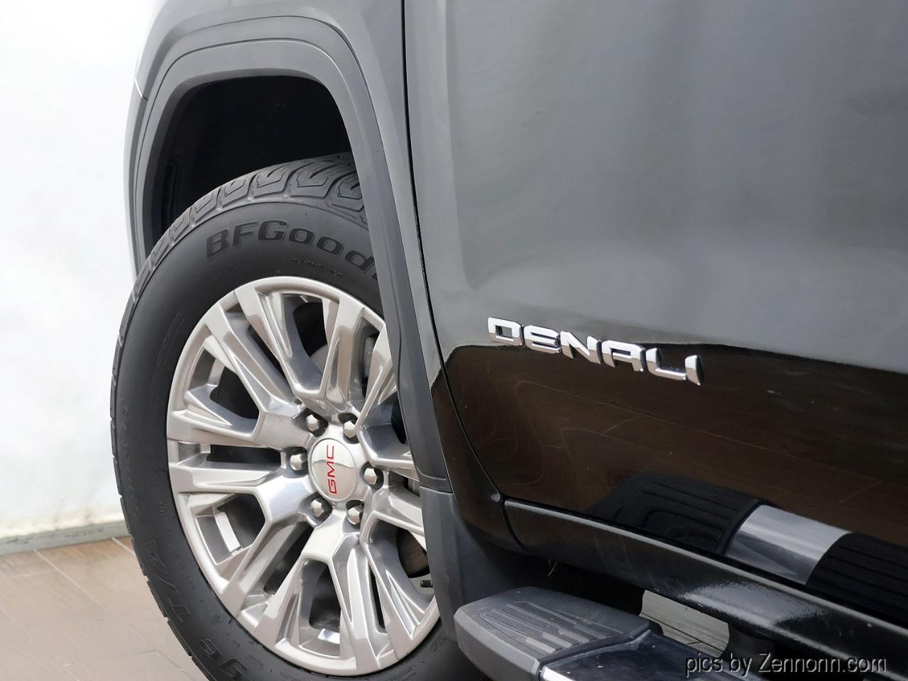 GMC Sierra 1500 4WD Crew Cab 147" Denali 2019