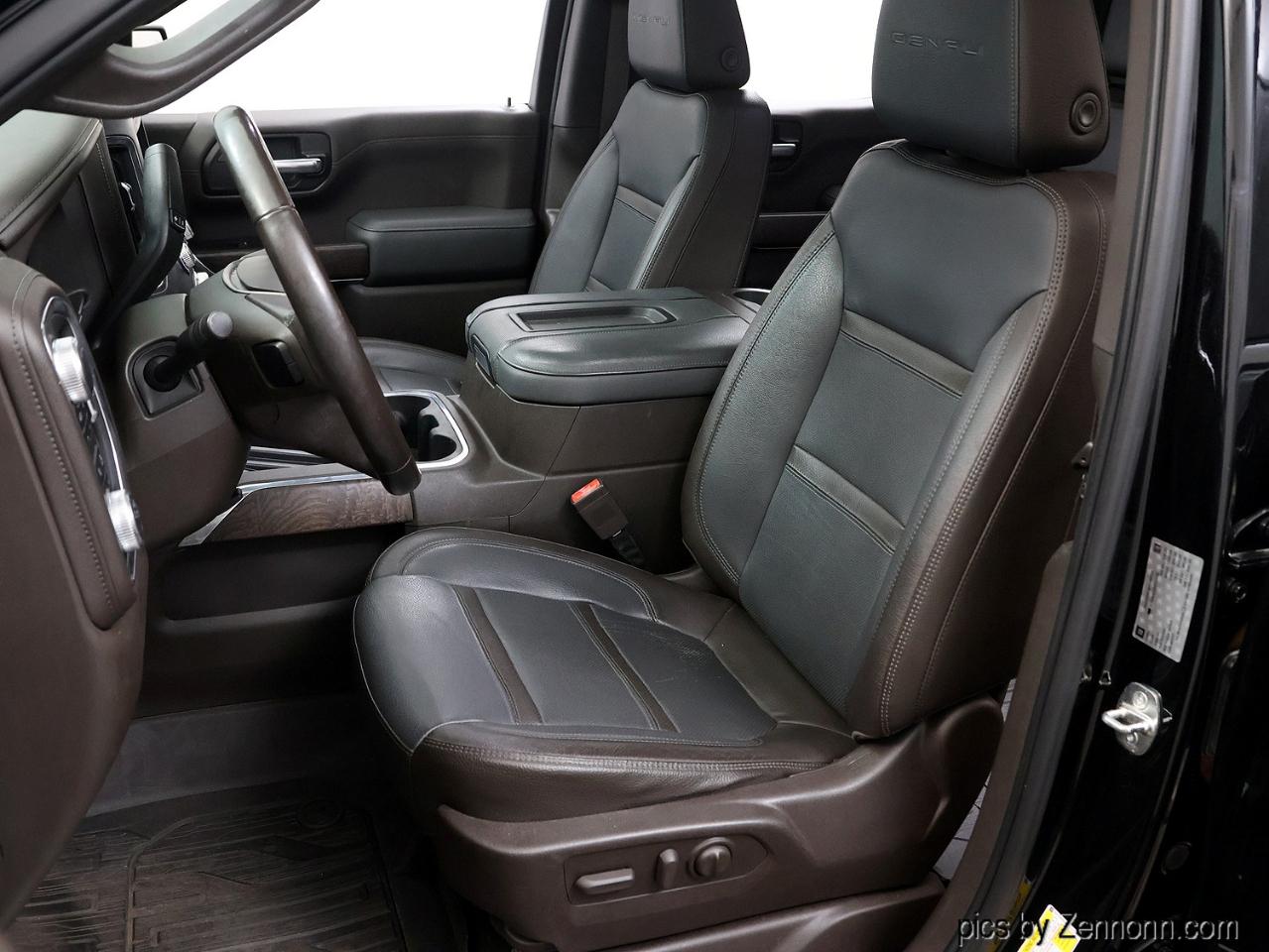 GMC Sierra 1500 4WD Crew Cab 147" Denali 2019