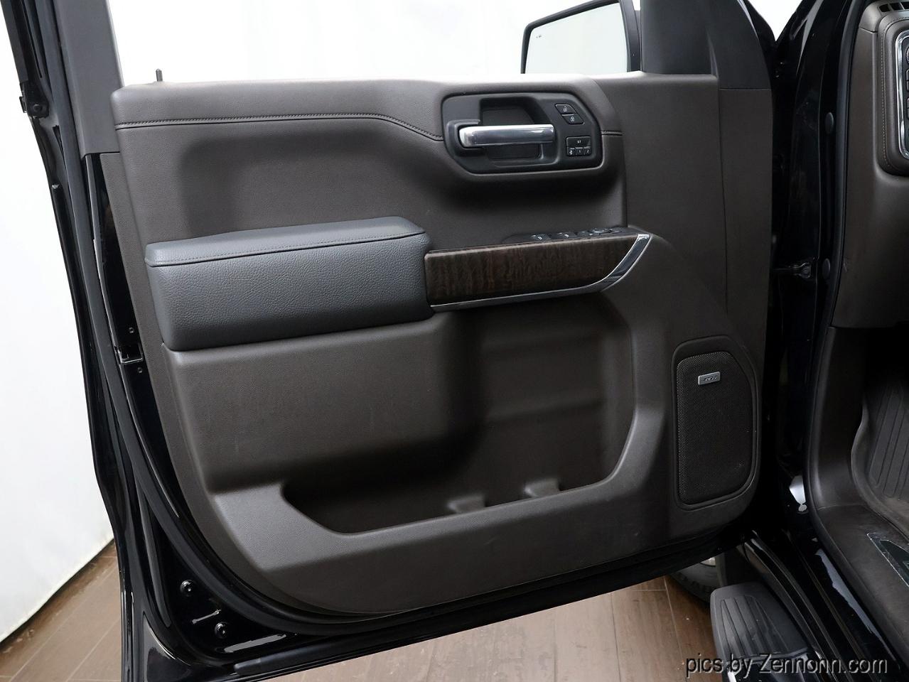 GMC Sierra 1500 4WD Crew Cab 147" Denali 2019