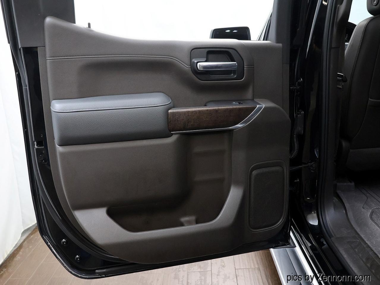 GMC Sierra 1500 4WD Crew Cab 147" Denali 2019
