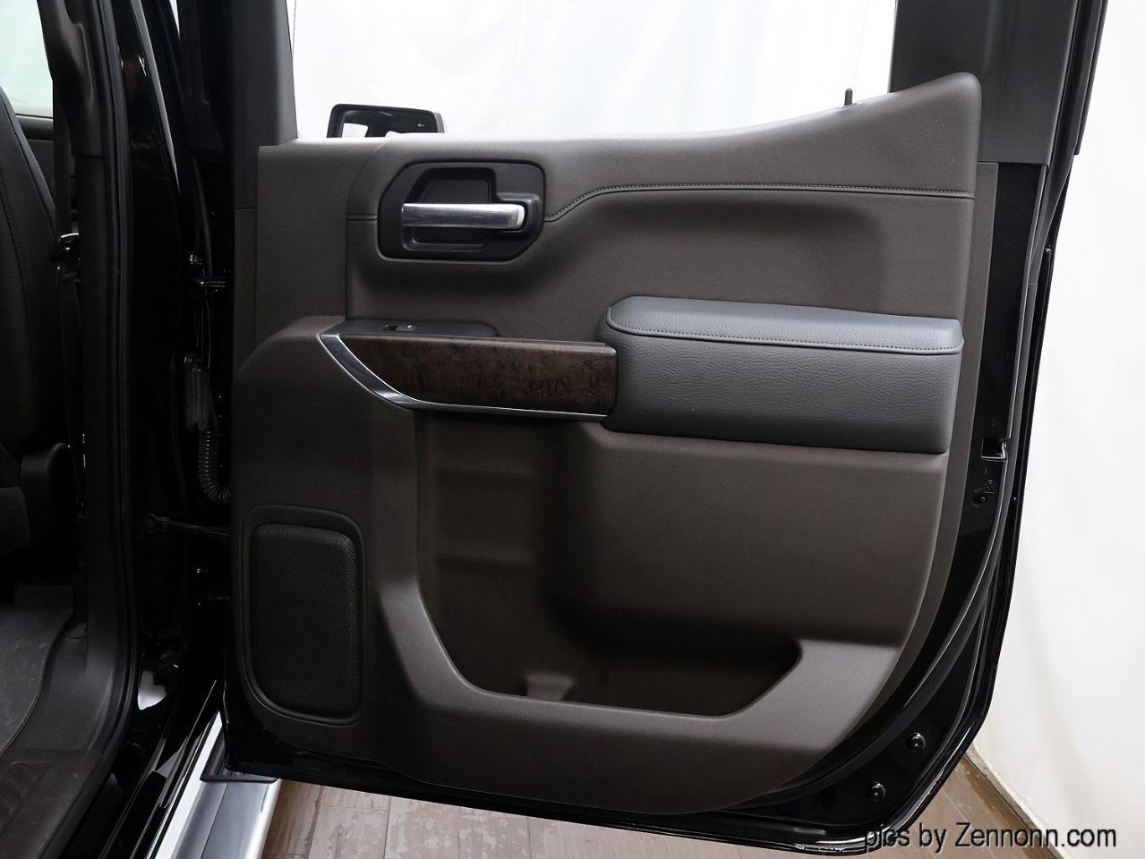GMC Sierra 1500 4WD Crew Cab 147" Denali 2019