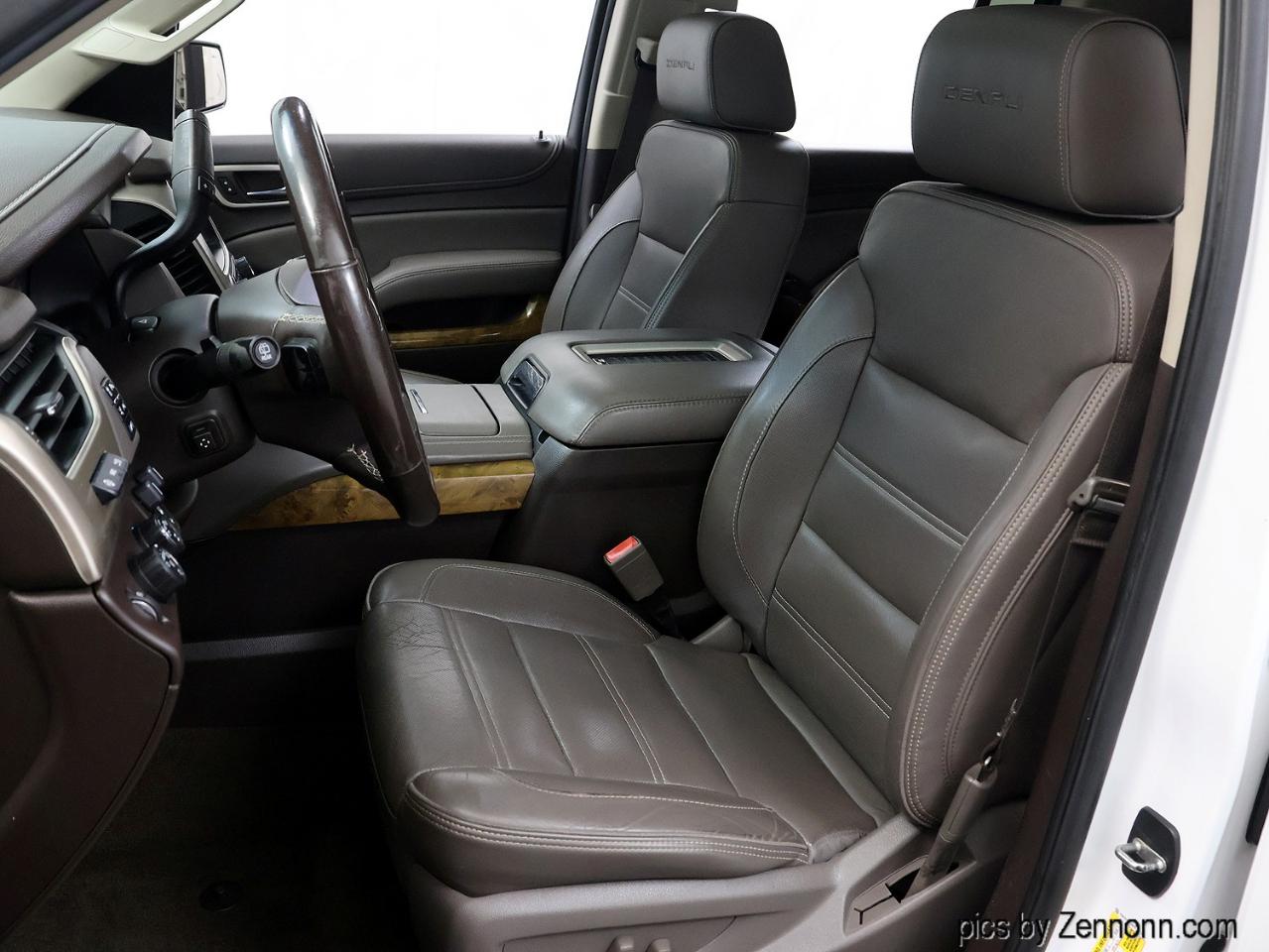 GMC Yukon XL 4WD 4dr Denali 2017