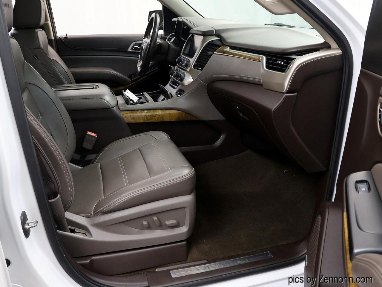 GMC Yukon XL 4WD 4dr Denali 2017
