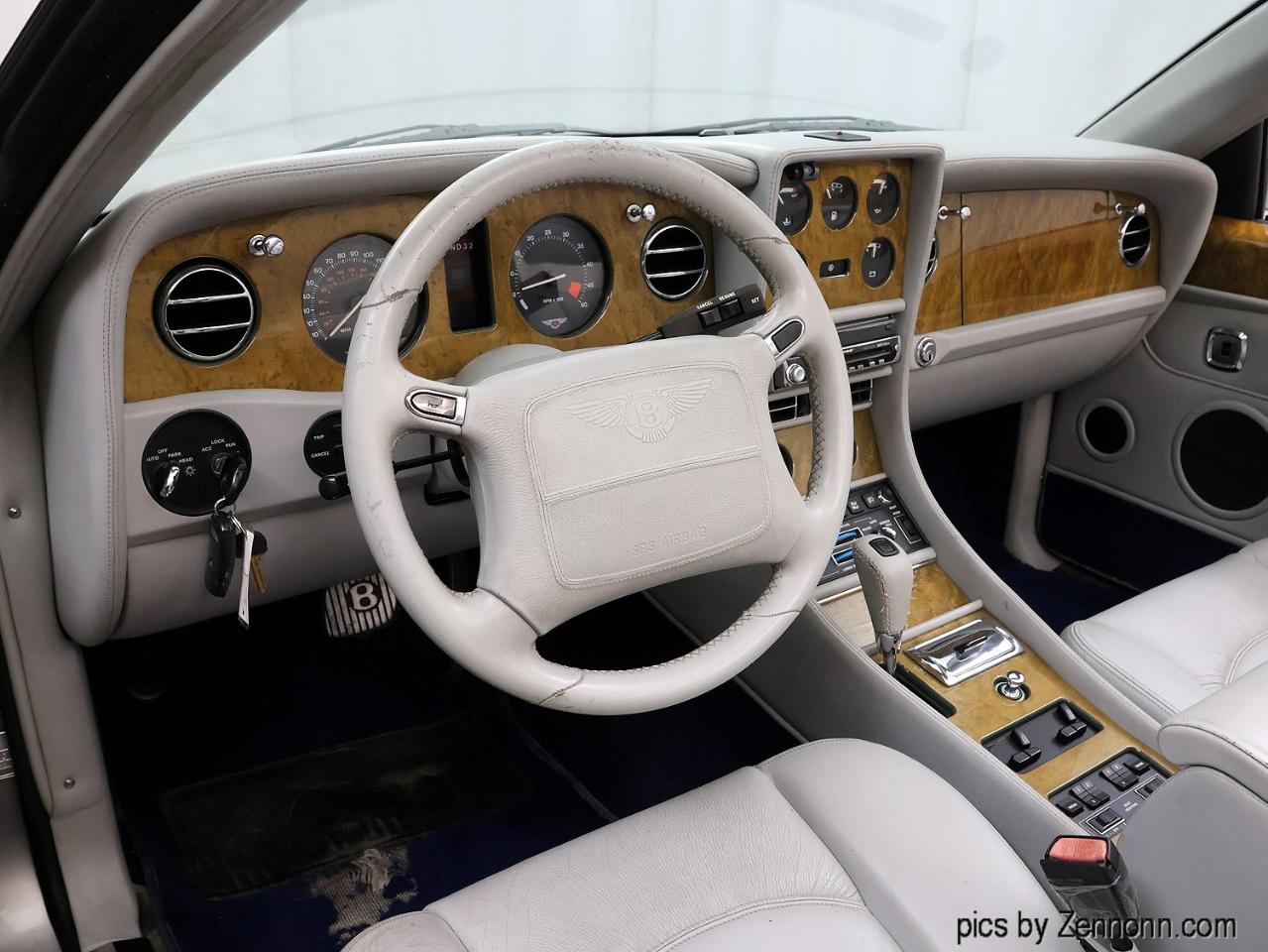 Bentley Azure  1998