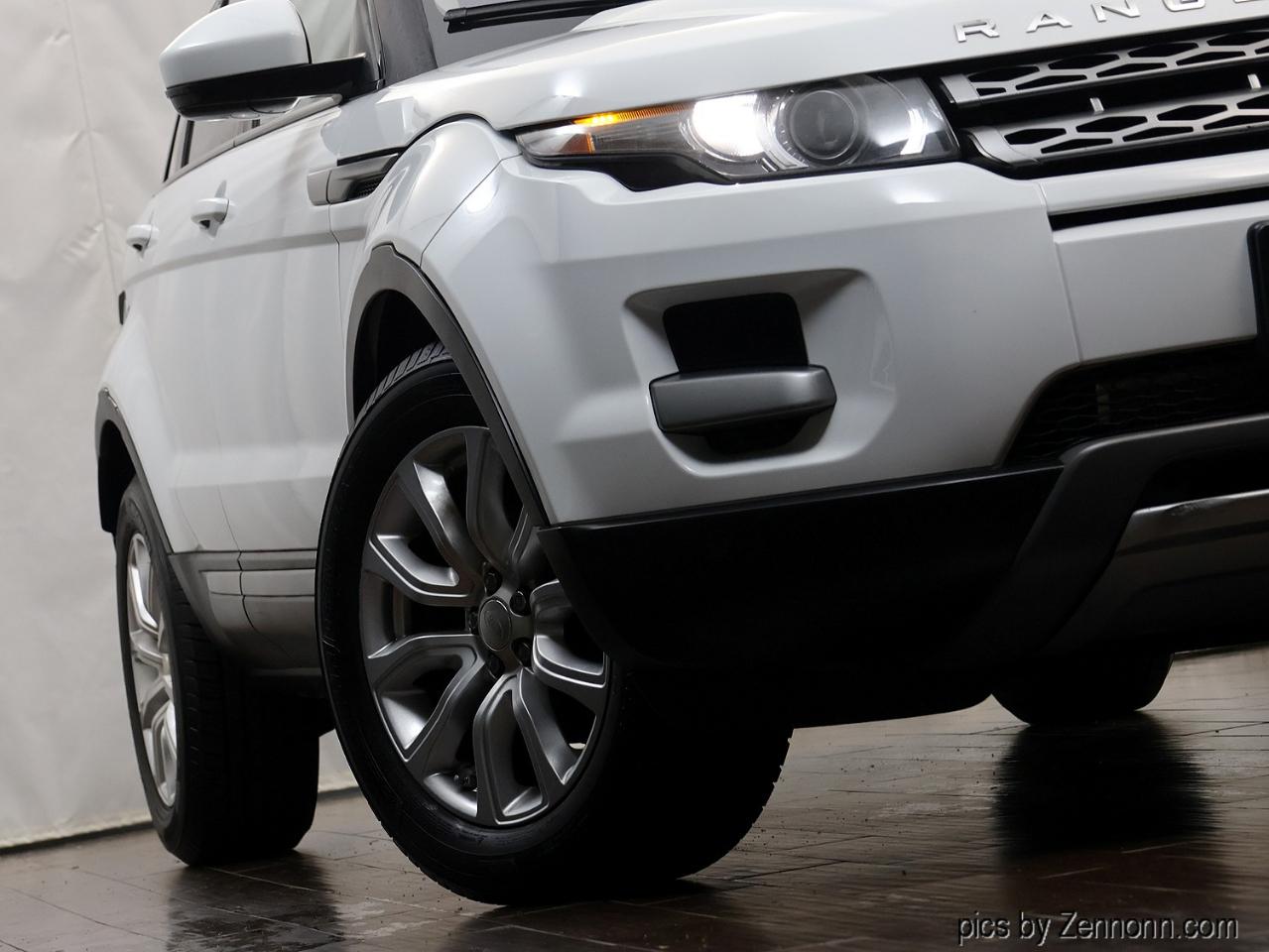 Land Rover Range Rover Evoque 5dr HB Pure 2015