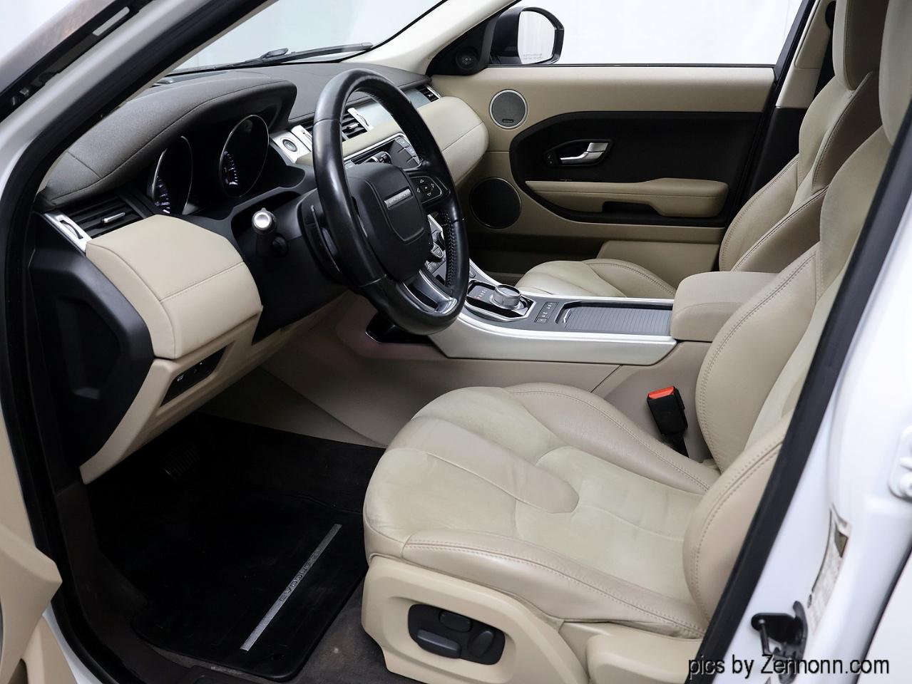 Land Rover Range Rover Evoque 5dr HB Pure 2015