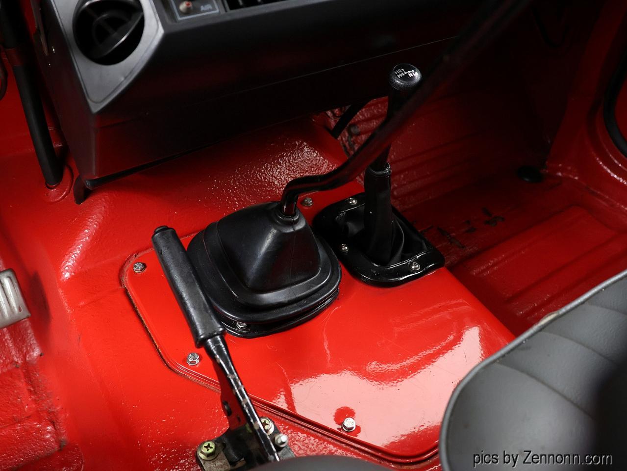 Toyota Land Cruiser  1980