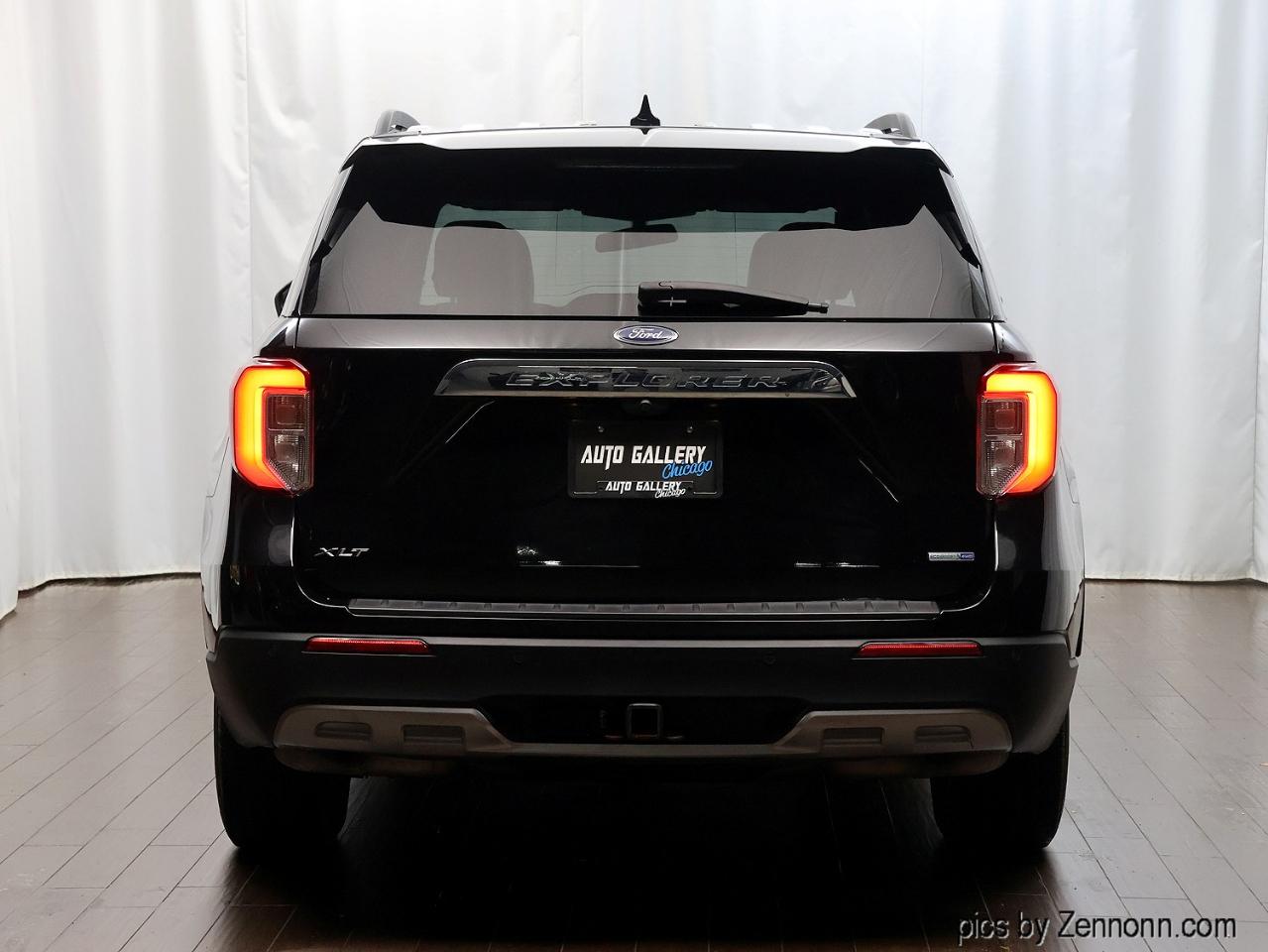 Ford Explorer XLT 4WD 2020