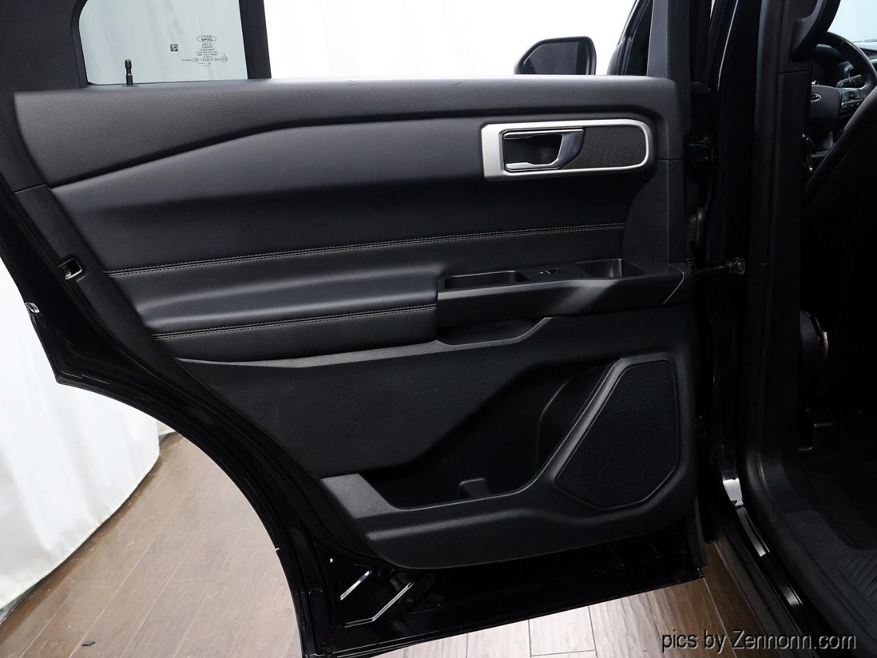 Ford Explorer XLT 4WD 2020