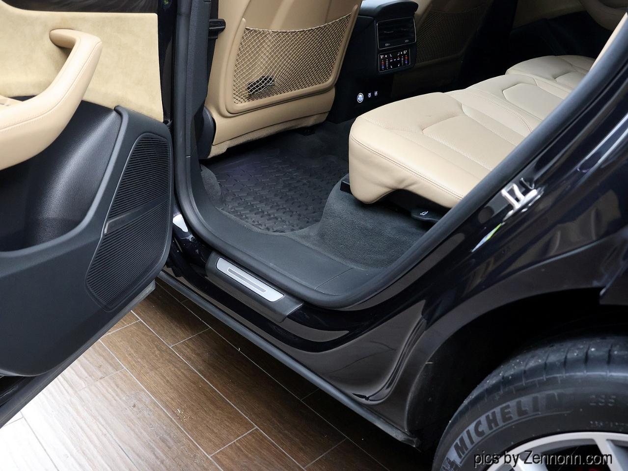 Audi Q8 Prestige 55 TFSI quattro 2019