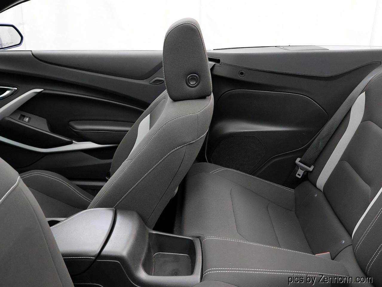 Chevrolet Camaro 2dr Convertible RS 2020
