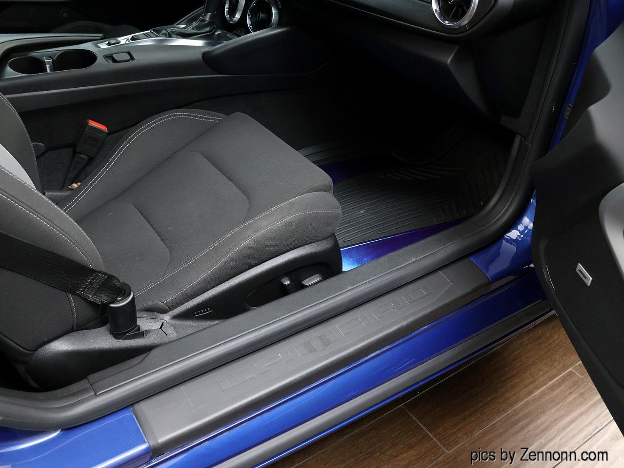 Chevrolet Camaro 2dr Convertible RS 2020