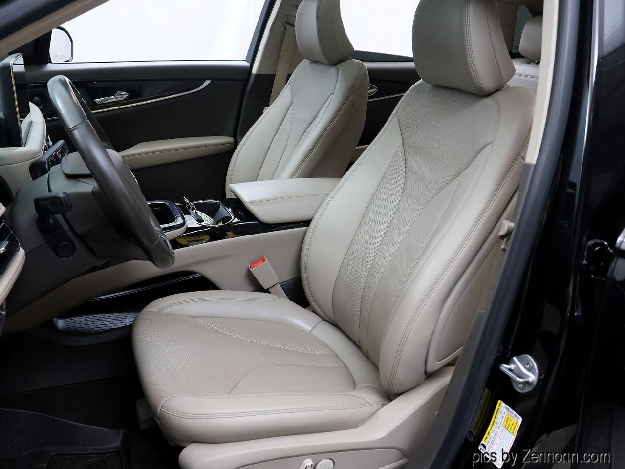 Lincoln Nautilus Reserve AWD 2021