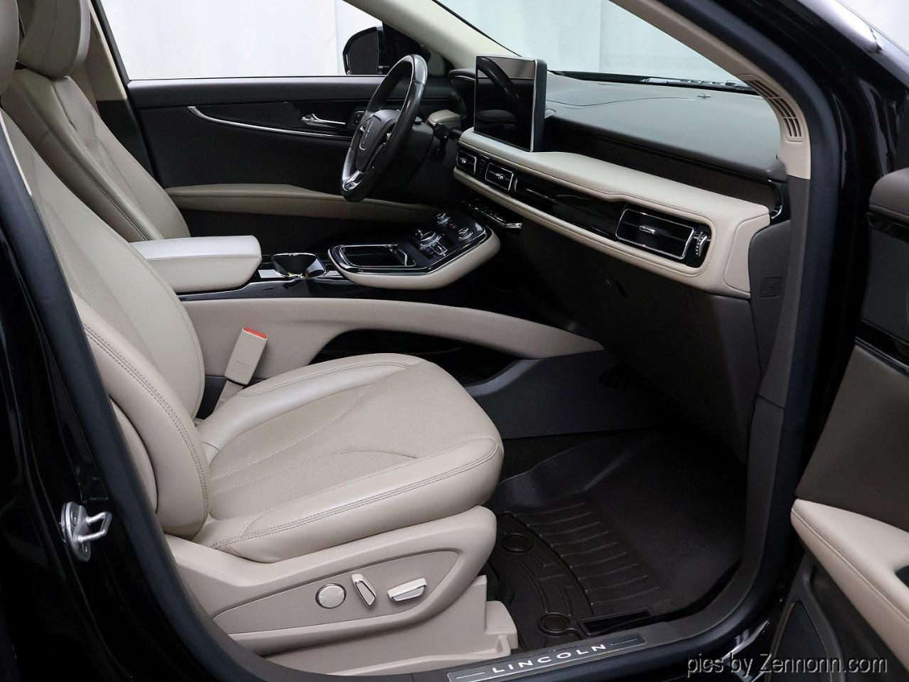 Lincoln Nautilus Reserve AWD 2021