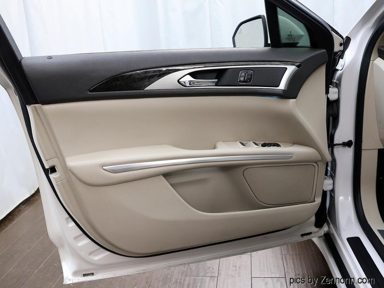 Lincoln MKZ 4dr Sdn AWD 2016