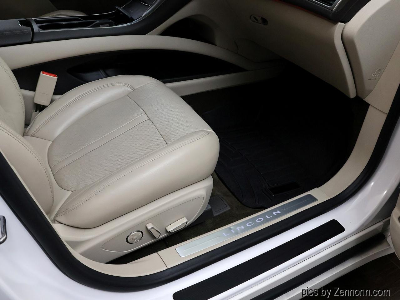Lincoln MKZ 4dr Sdn AWD 2016