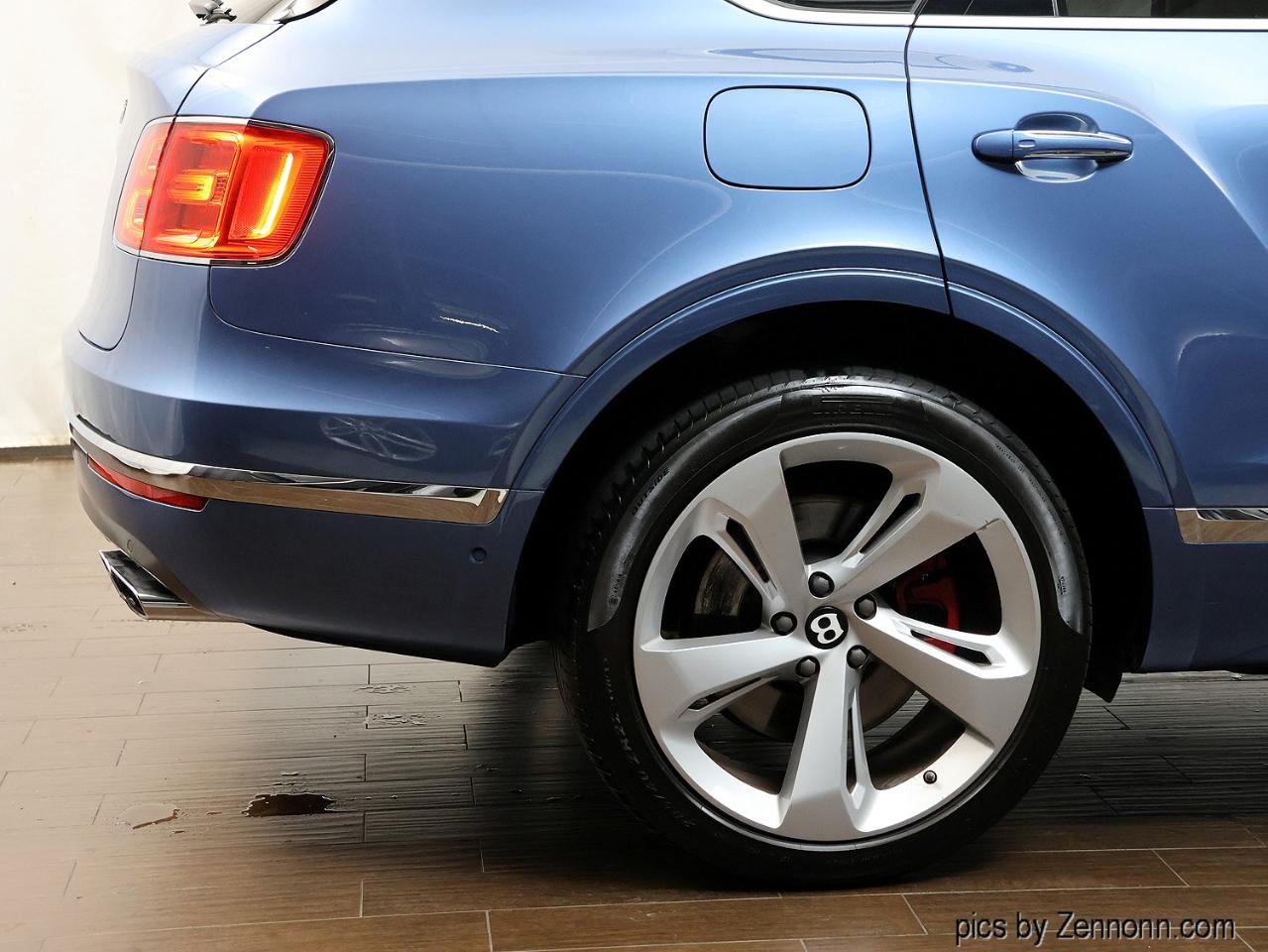 Bentley Bentayga V8 AWD 2019