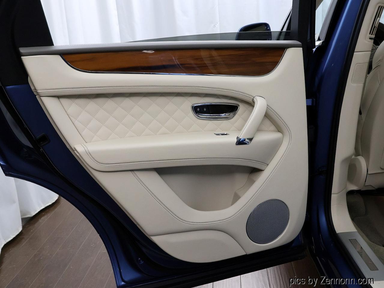 Bentley Bentayga V8 AWD 2019