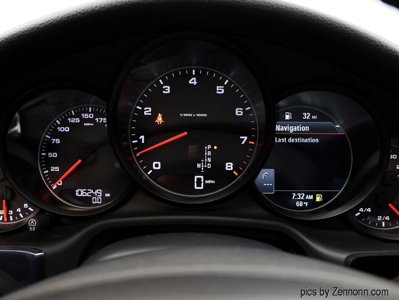 Porsche Panamera 4 AWD 2012